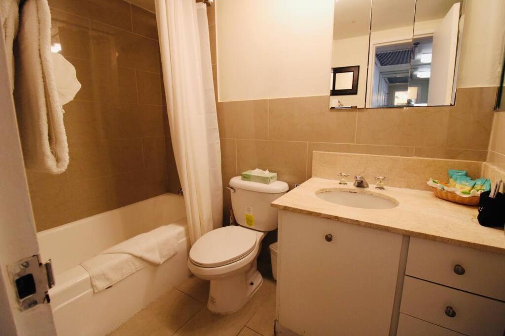 Alexander 511 Beachfront Condo With 2 Pools, Direct Beach Access, Sauna, Tikki Bar Miami Beach Buitenkant foto