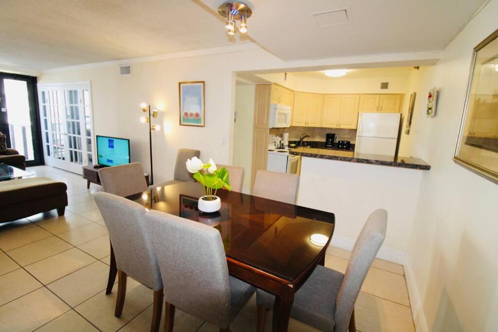 Alexander 511 Beachfront Condo With 2 Pools, Direct Beach Access, Sauna, Tikki Bar Miami Beach Buitenkant foto